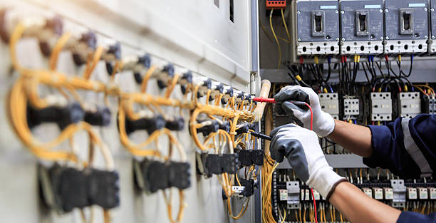 Professional Electrician technician working in Laguna Niguel, CA